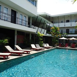 Men S Resort And Spa - Caters To Gay Men